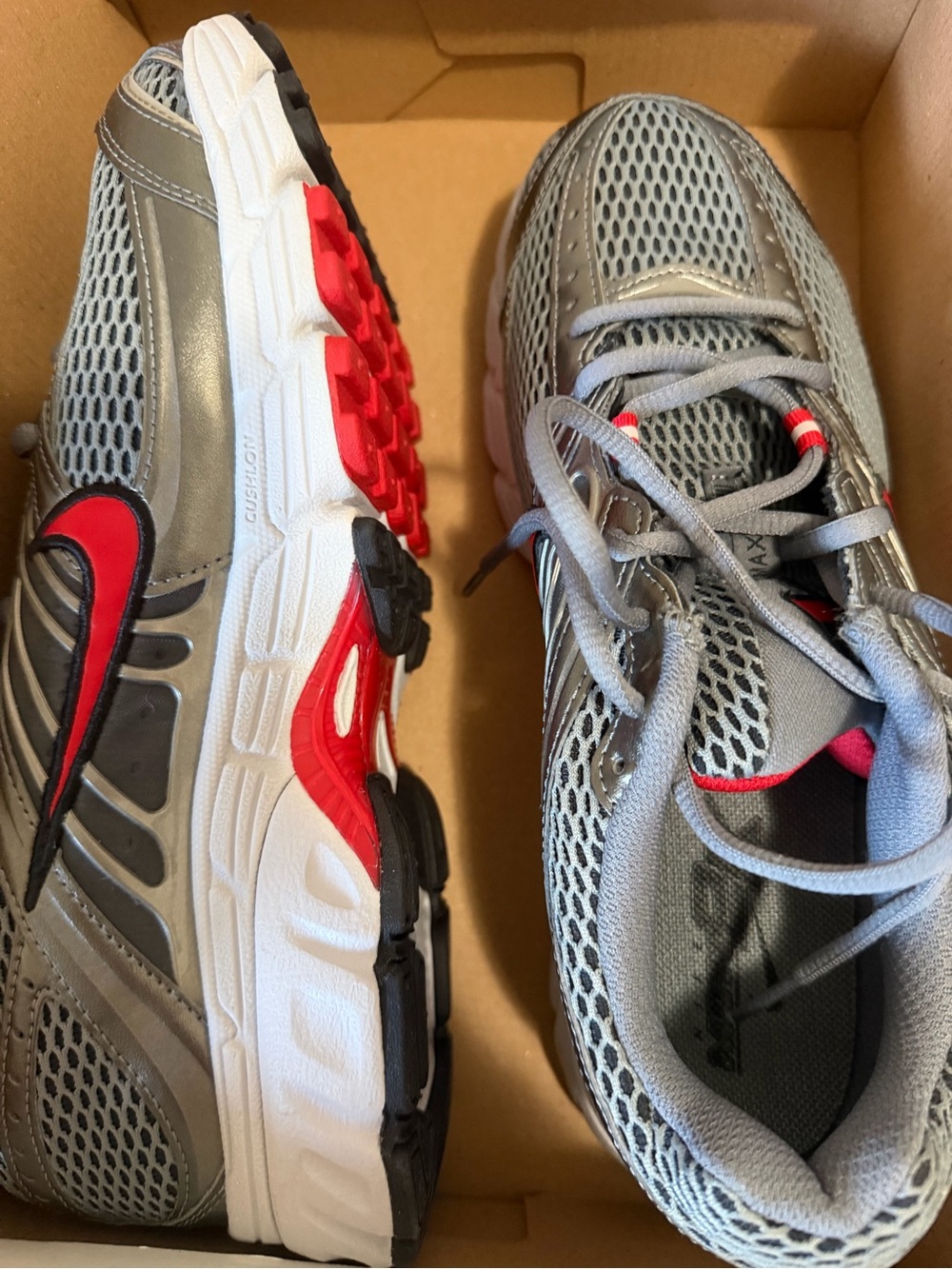 Nike Gray and Red woman' Mesh Running Sneakers / unisex